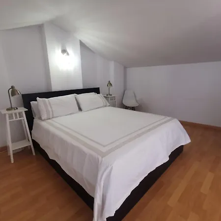 Apartamento Platja D'aro, 3 Dormitorios, 5 Personas - Es-209-39 *