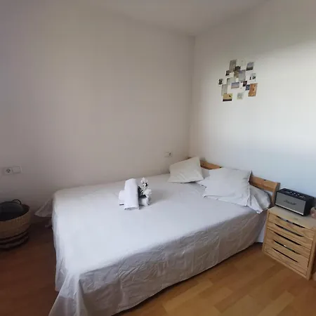 Apartment Apartamento Platja D'aro, 3 Dormitorios, 5 Personas - Es-209-39