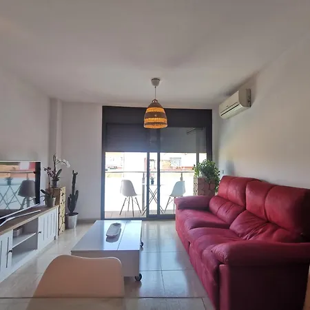 Apartment Apartamento Platja D'aro, 3 Dormitorios, 5 Personas - Es-209-39 *