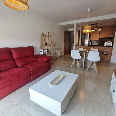 Apartment Apartamento Platja D'aro, 3 Dormitorios, 5 Personas - Es-209-39